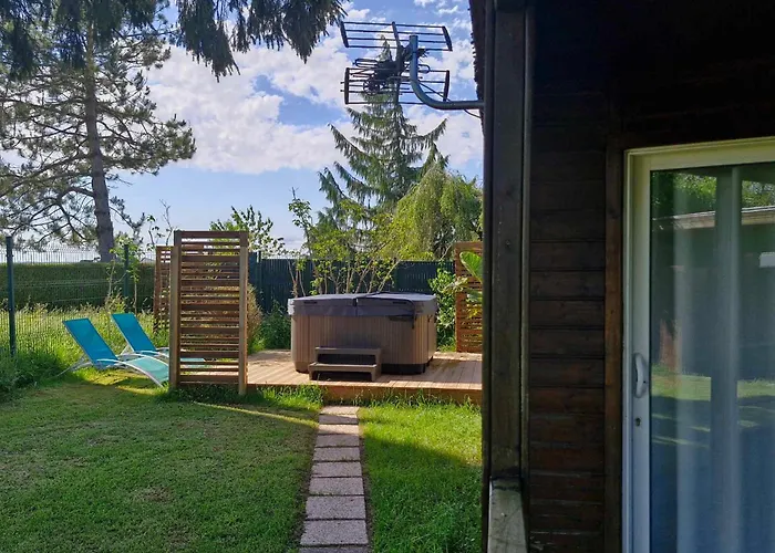 Kemp Jacuzzi/spa Privatif Perce Neige Plombières-les-Bains