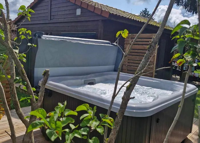Kemp Jacuzzi/spa Privatif Perce Neige Plombières-les-Bains